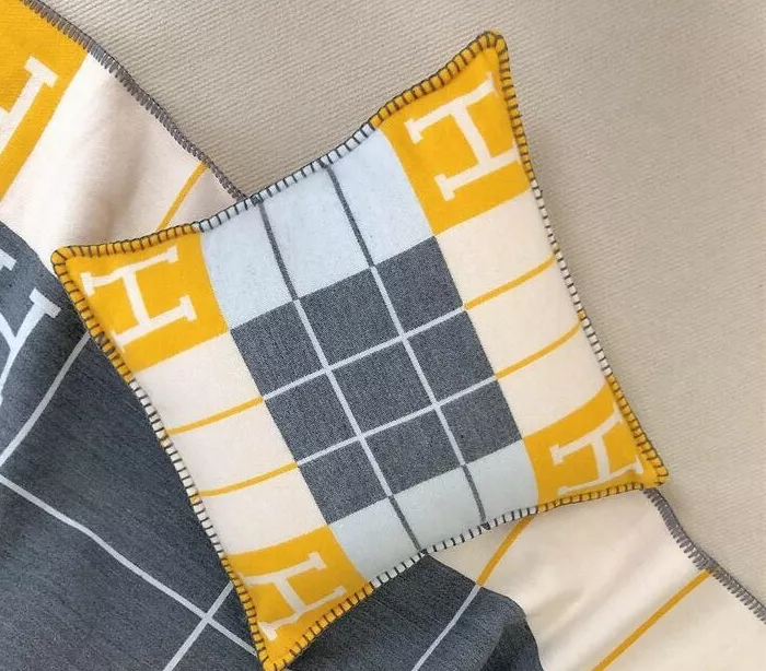 Hermes Cushion Comfortable 9228