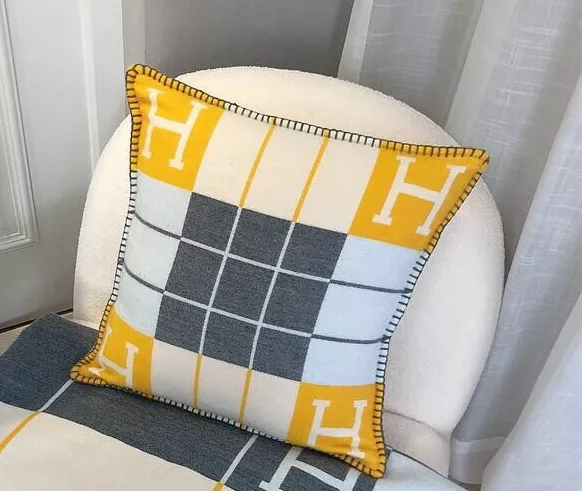 Hermes Cushion Comfortable 9228