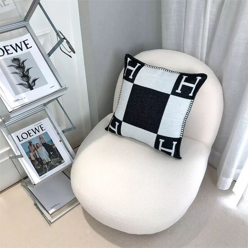 Hermes Cushion Trendsetting 7371