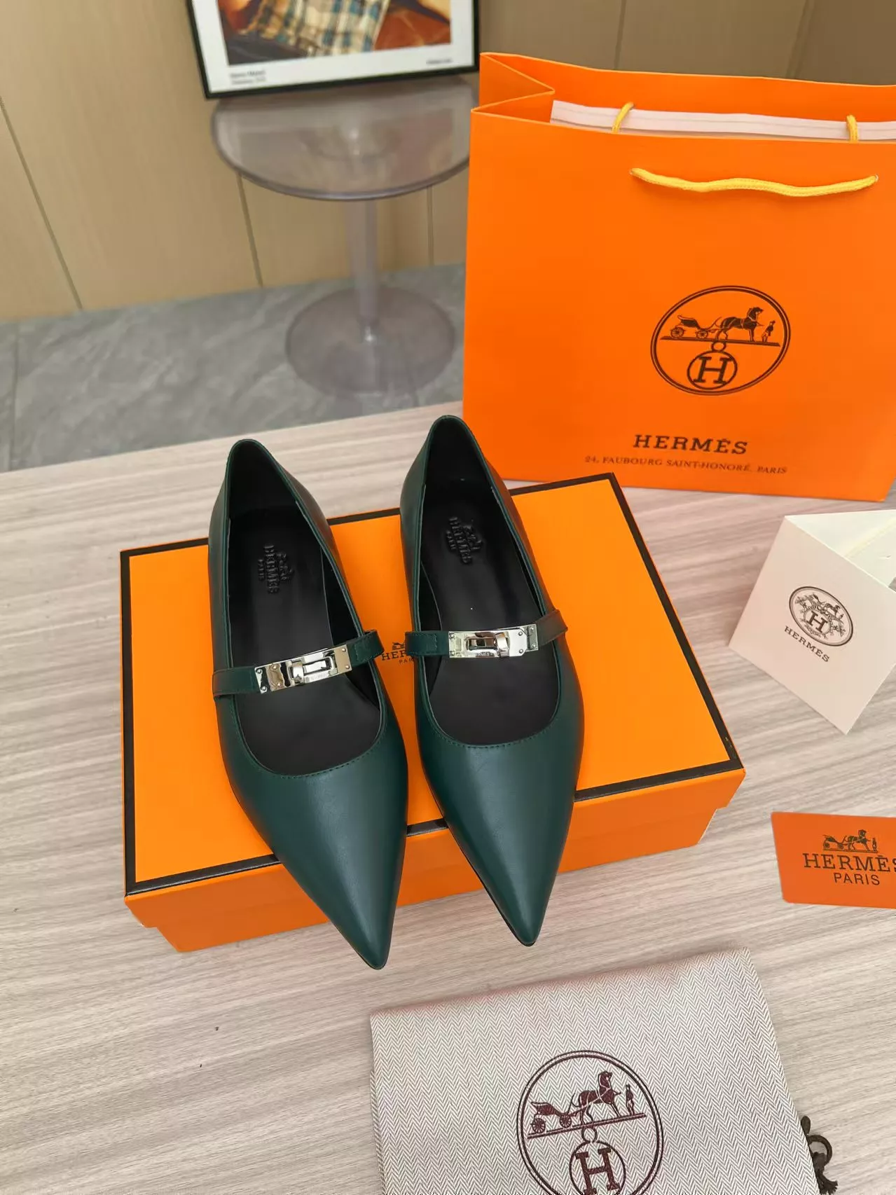 Hermes Flat Shoes For Women SportInspired 1611