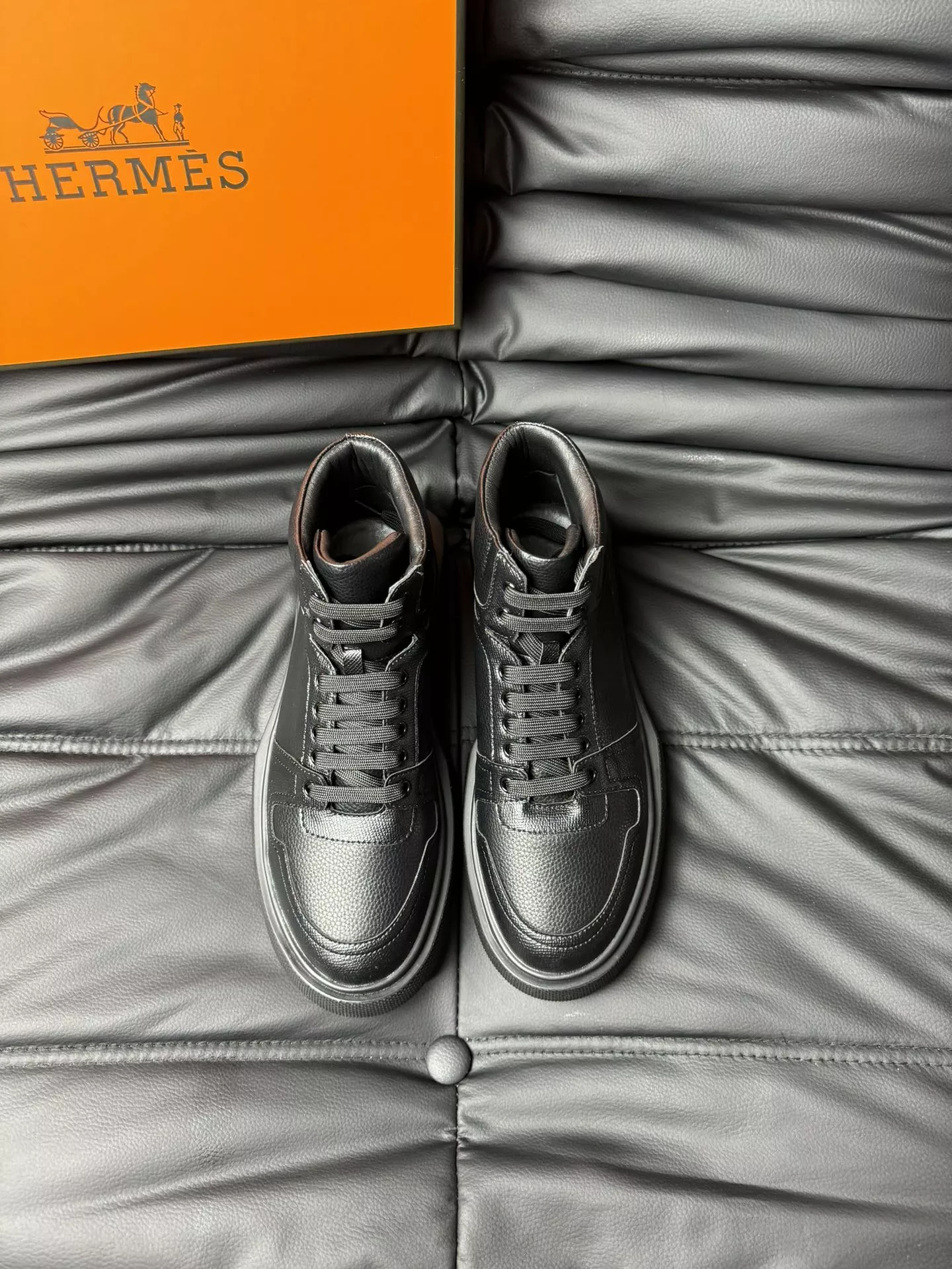 Hermes High Tops Shoes For Men Minimalist 2811