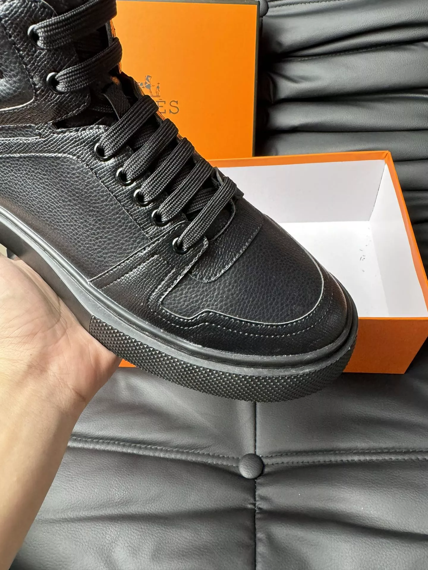 Hermes High Tops Shoes For Men Minimalist 2811