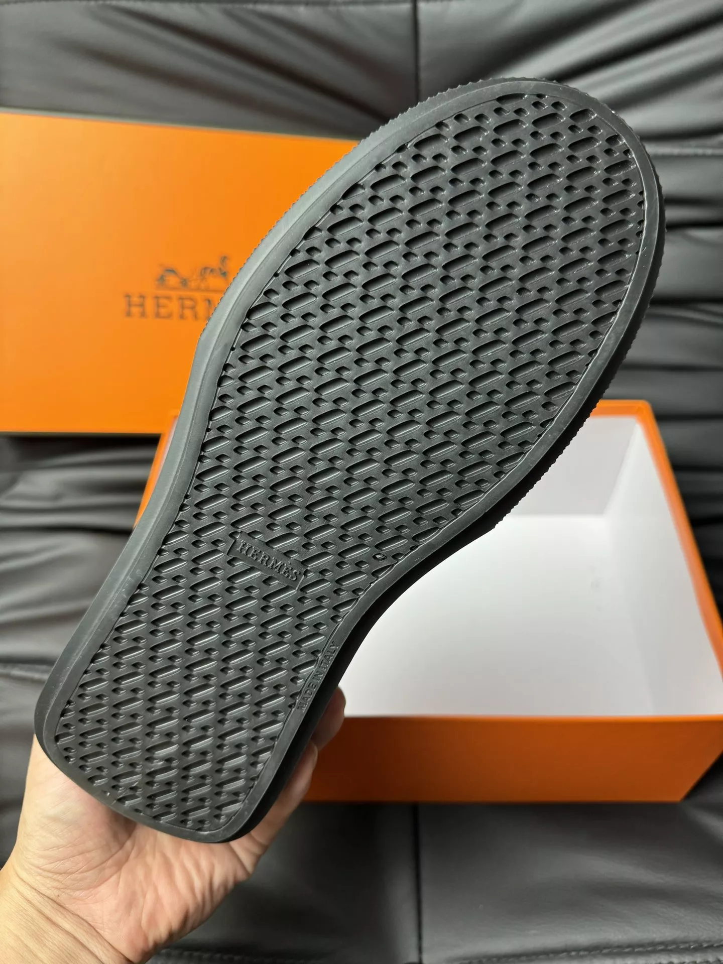 Hermes High Tops Shoes For Men Minimalist 2811