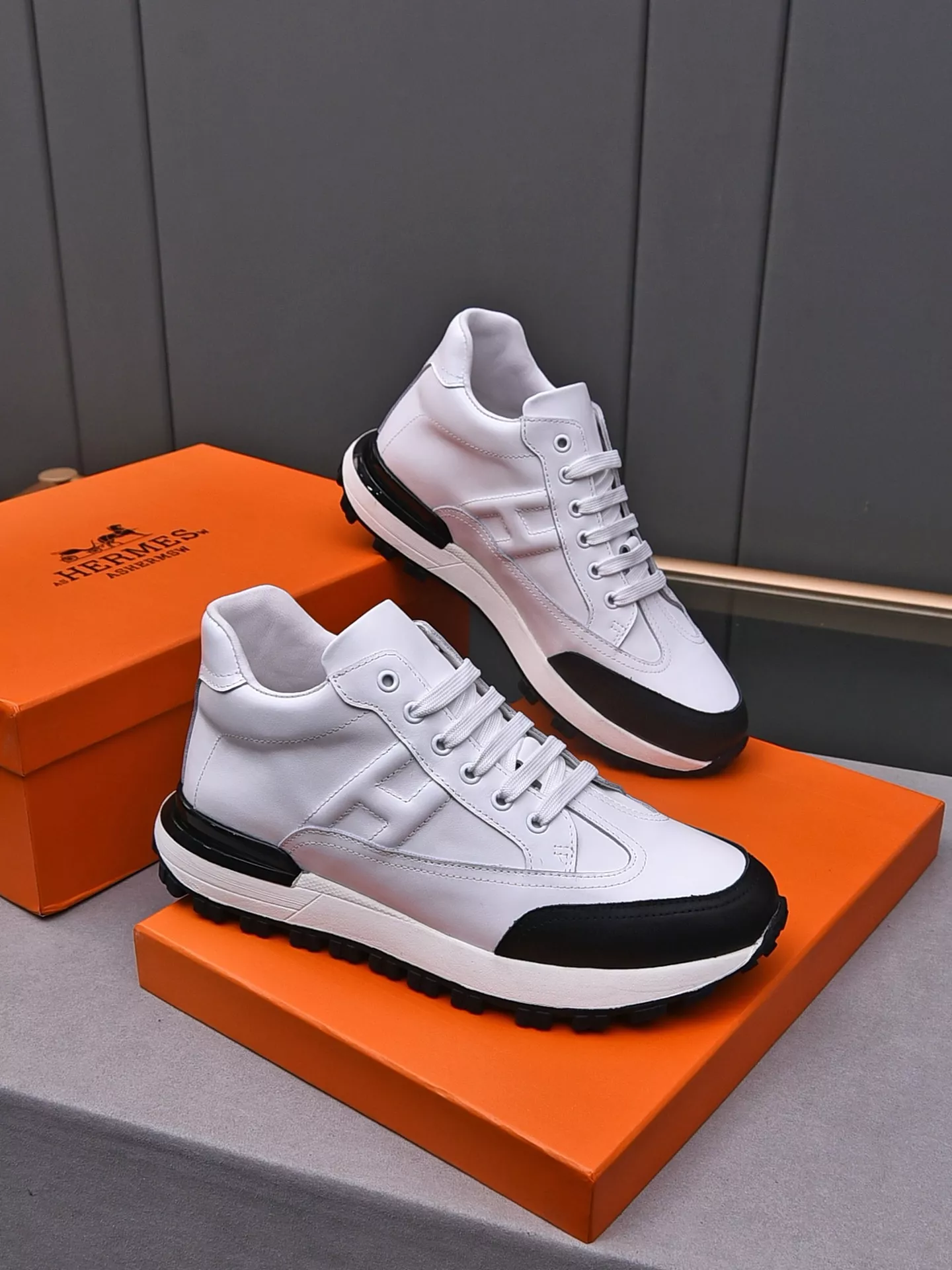 Hermes High Tops Shoes For Men Modern 9153