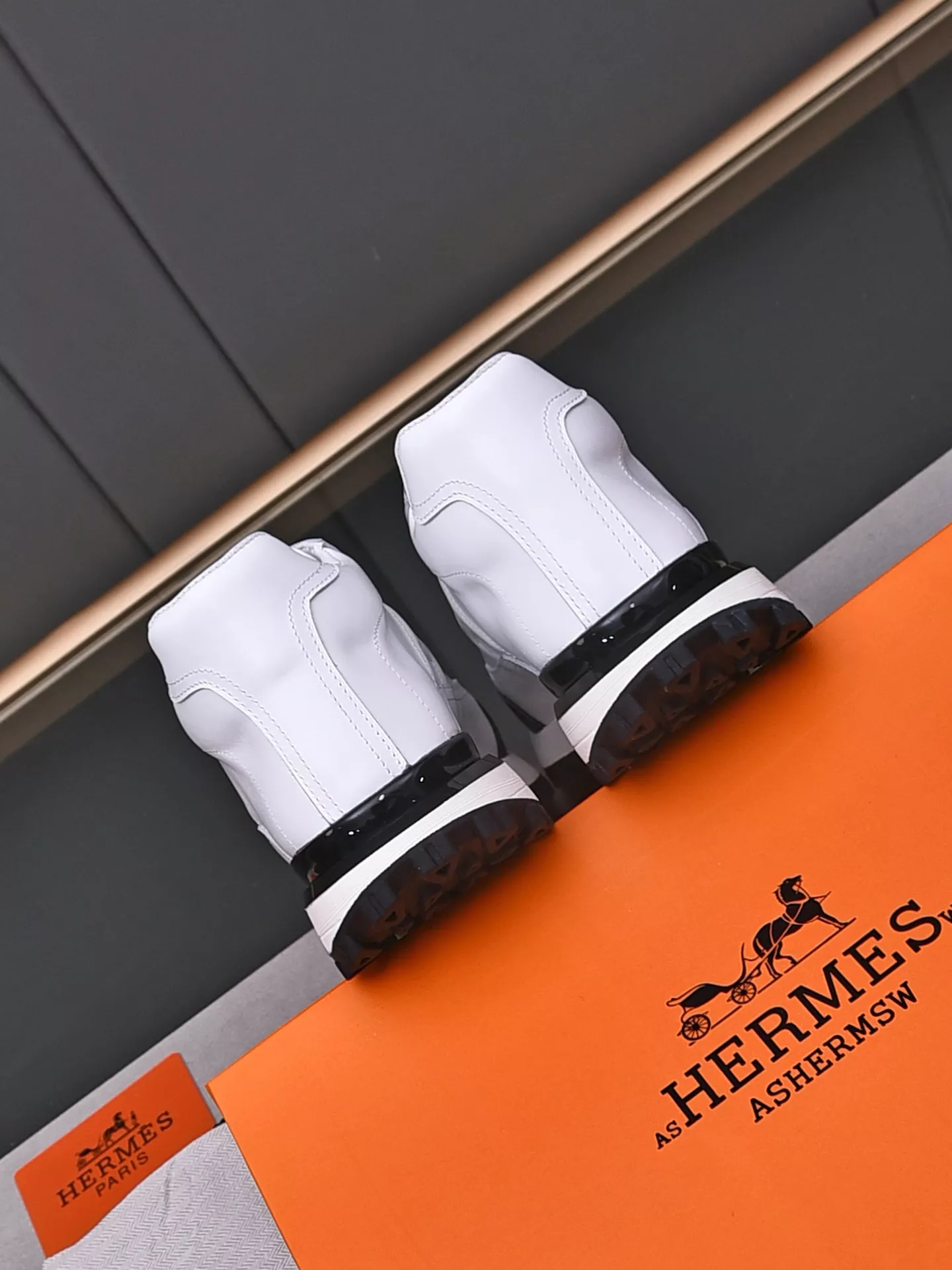 Hermes High Tops Shoes For Men Modern 9153