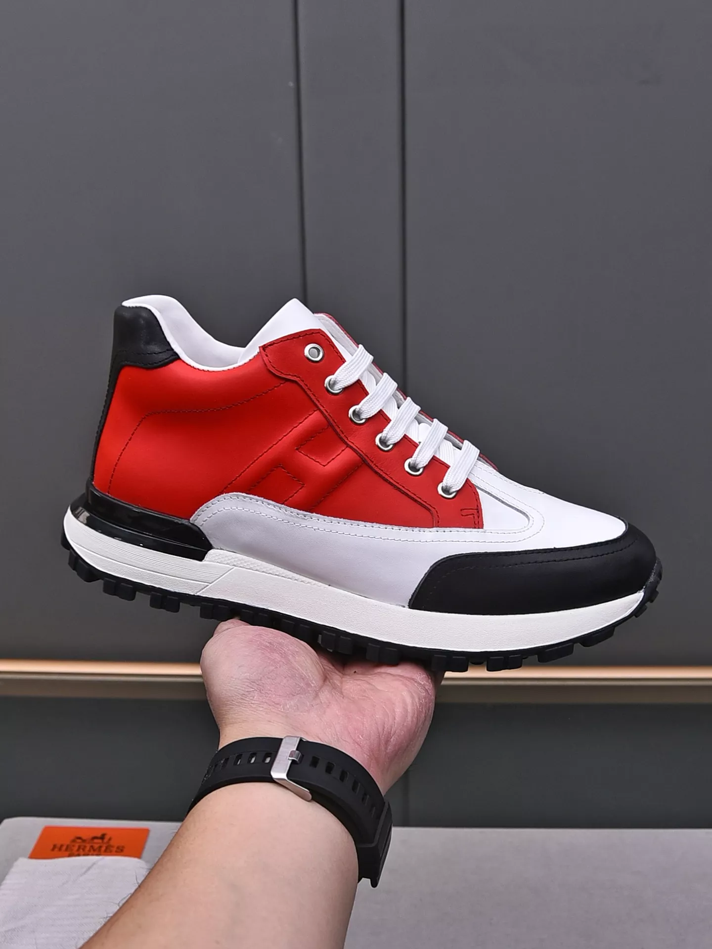 Hermes High Tops Shoes For Men Sleek 4020