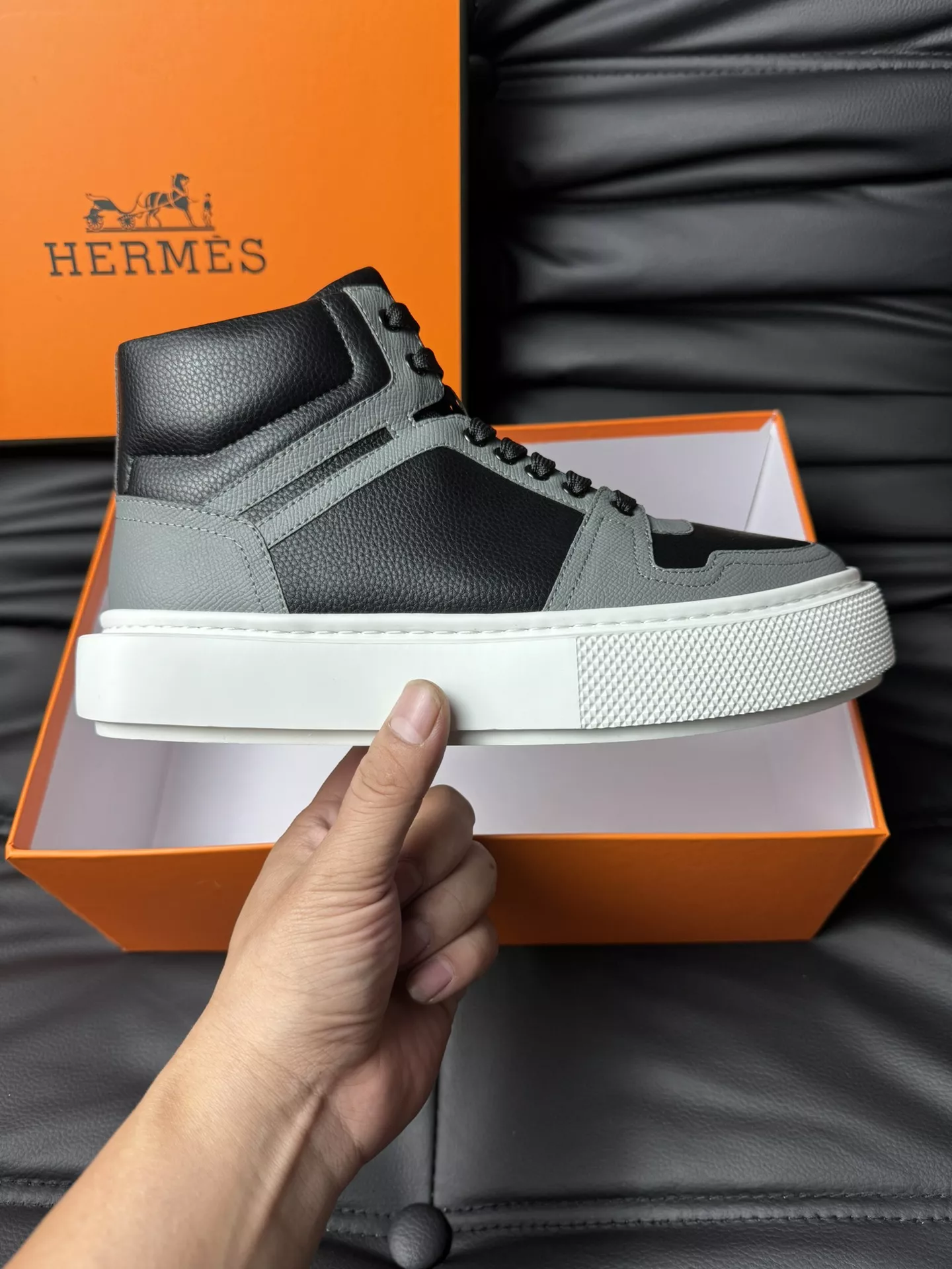 Hermes High Tops Shoes For Men Soft 525