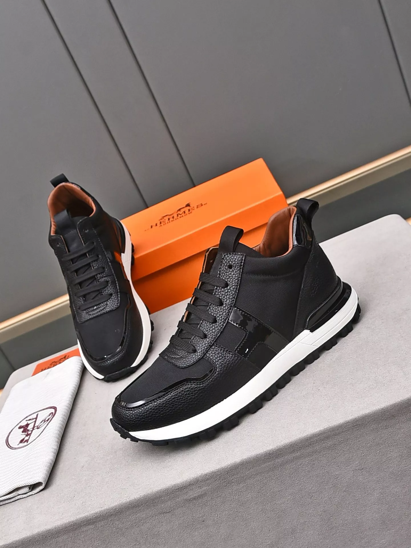 Hermes High Tops Shoes For Men Unique 7747