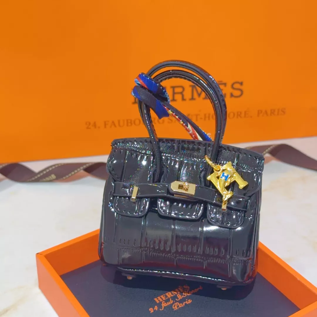 Hermes Key Holder And Bag Buckle Bright 8274