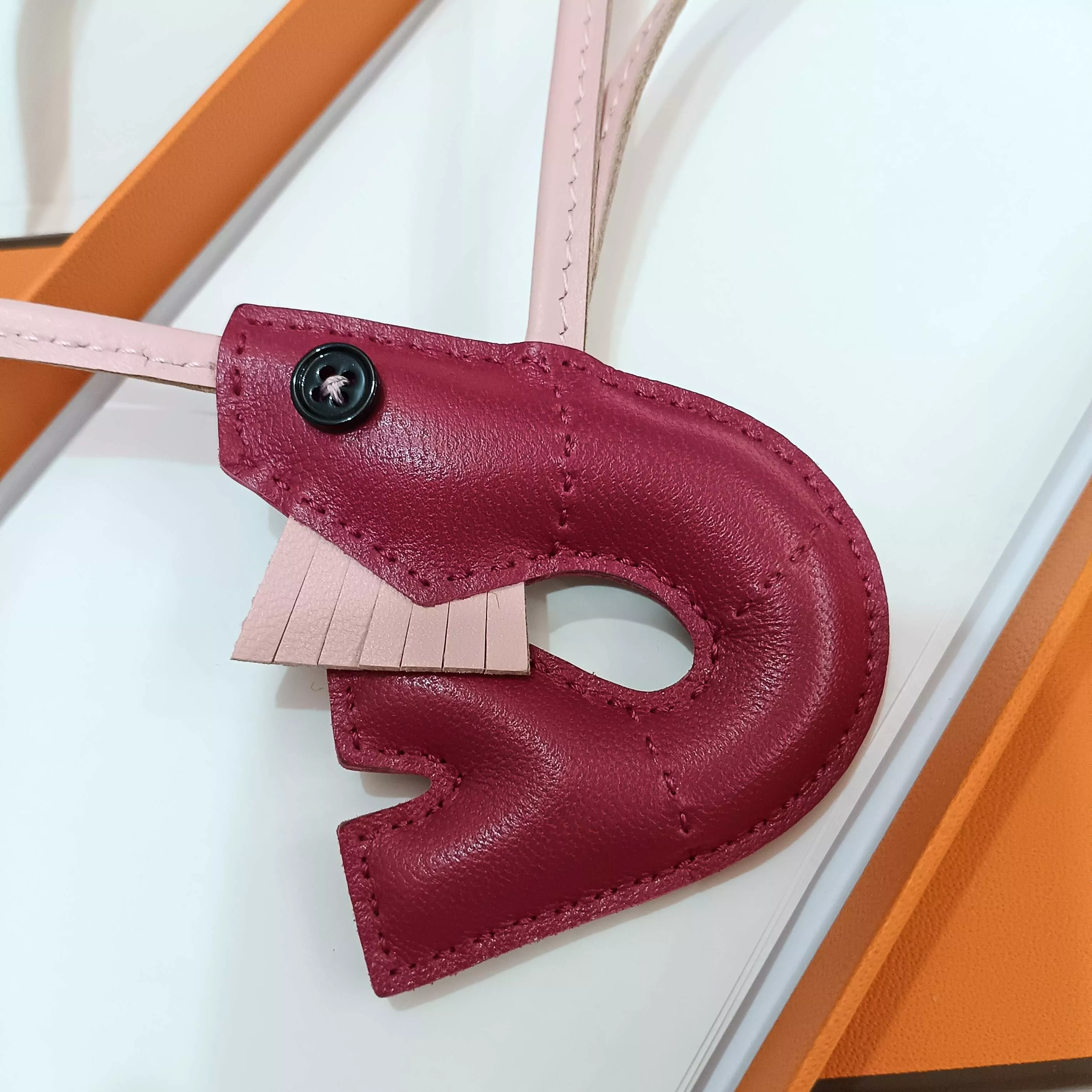 Hermes Key Holder And Bag Buckle Fashionable 8075