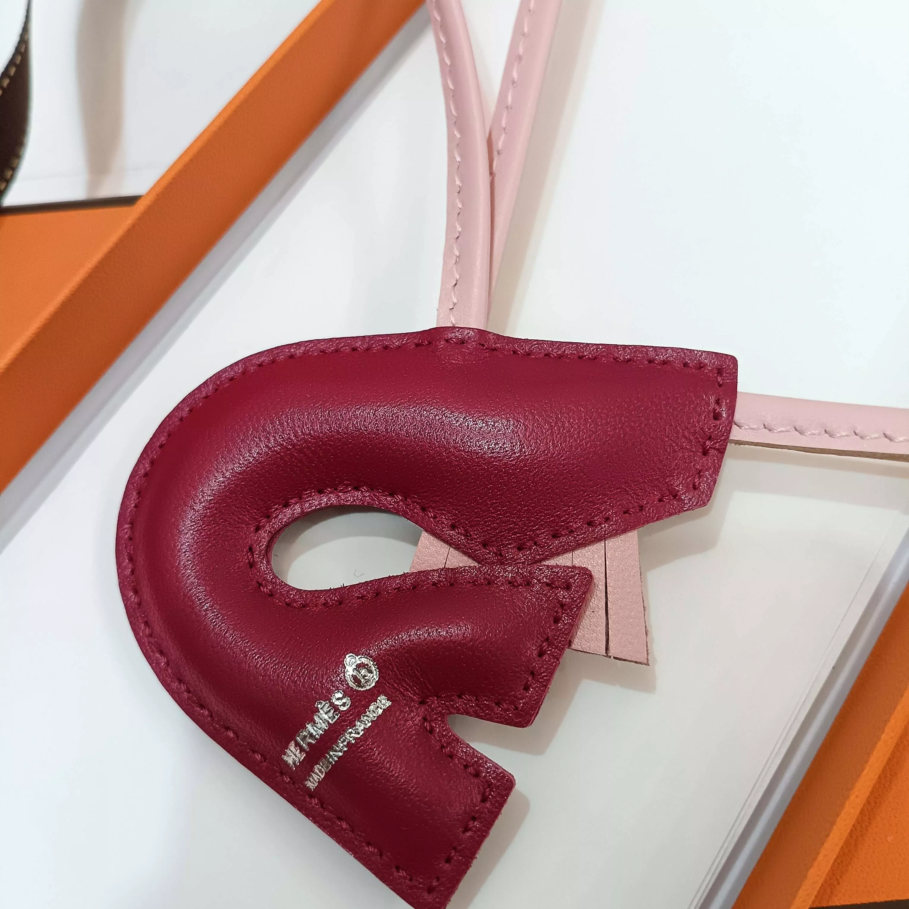 Hermes Key Holder And Bag Buckle Fashionable 8075