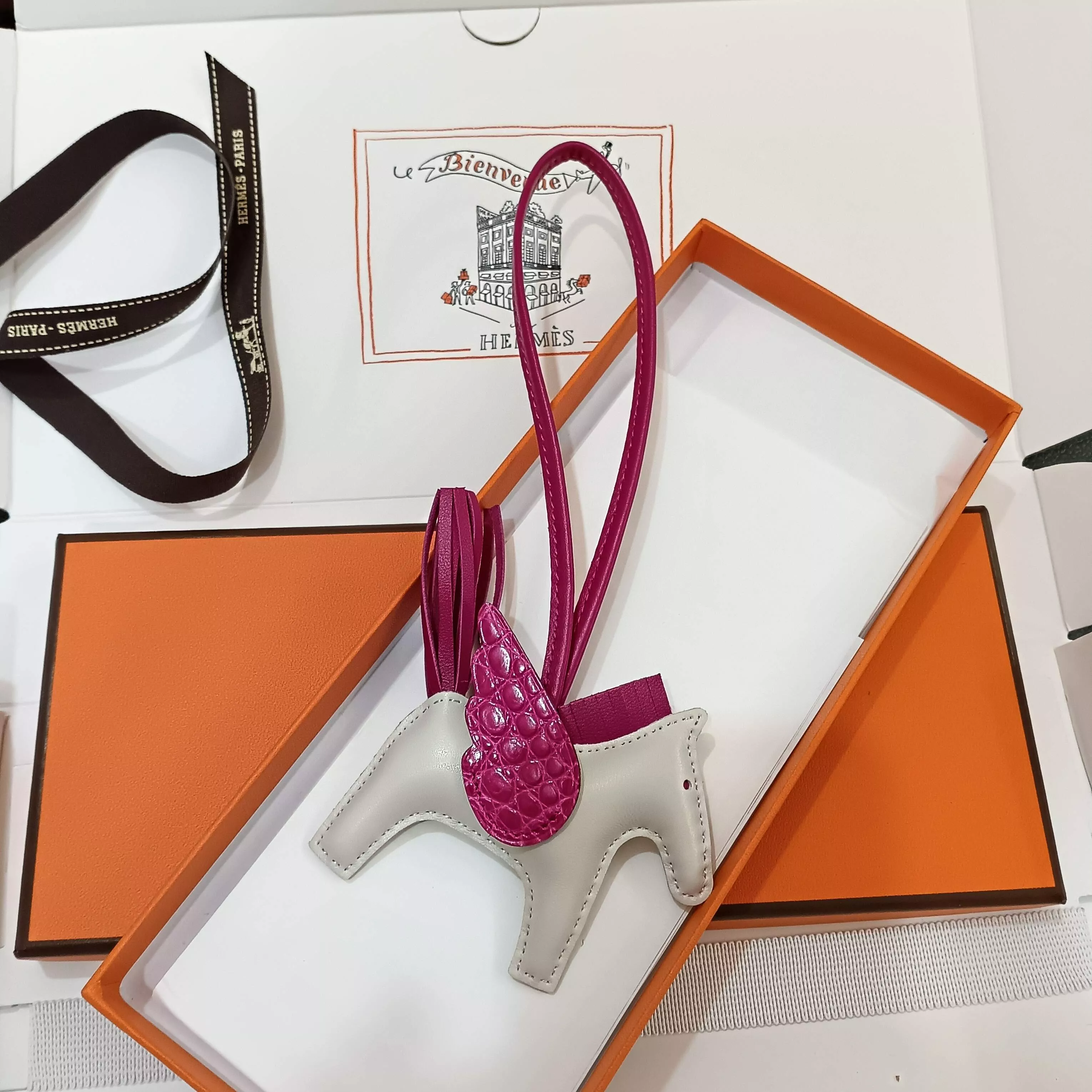 Hermes Key Holder And Bag Buckle HighQuality 6412