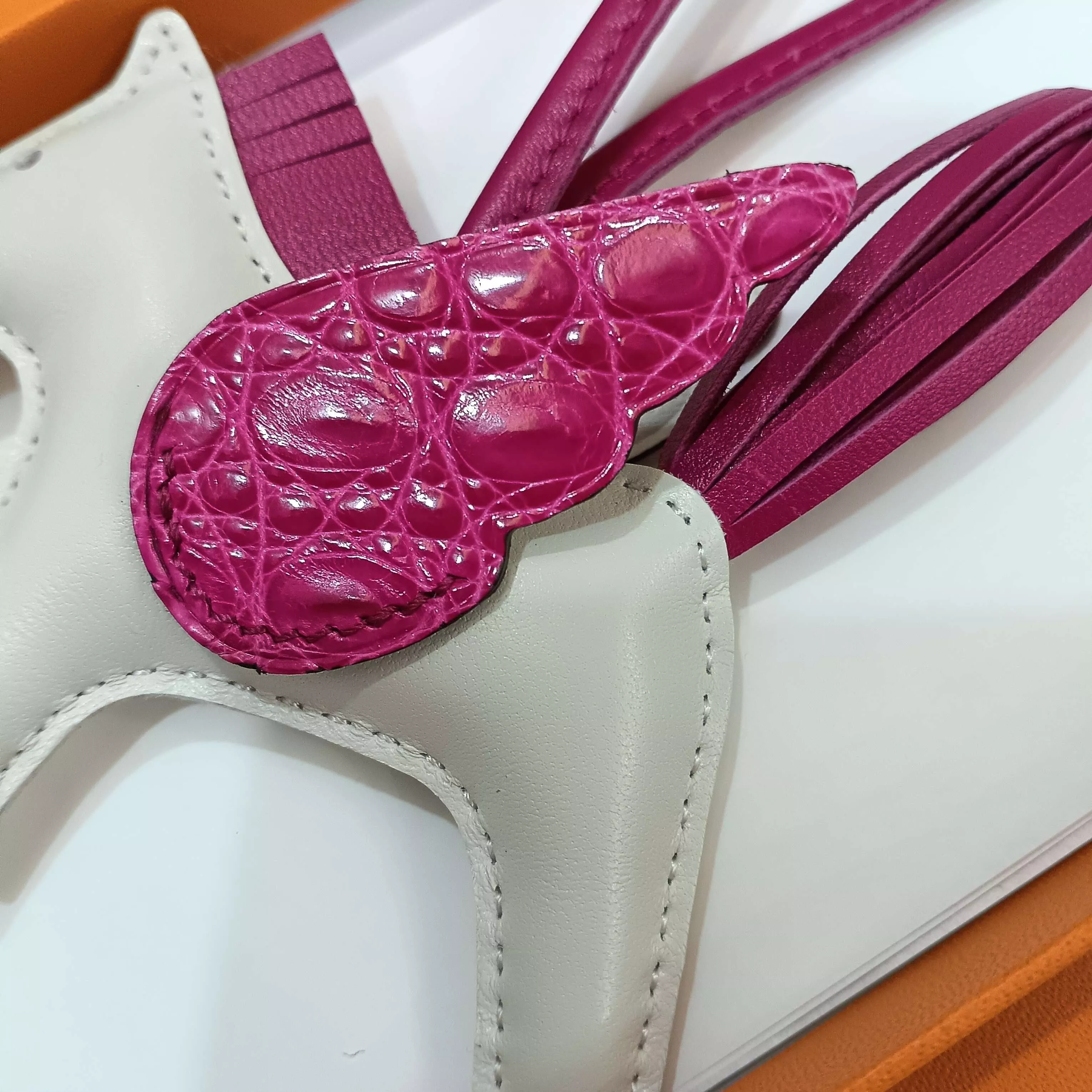 Hermes Key Holder And Bag Buckle HighQuality 6412