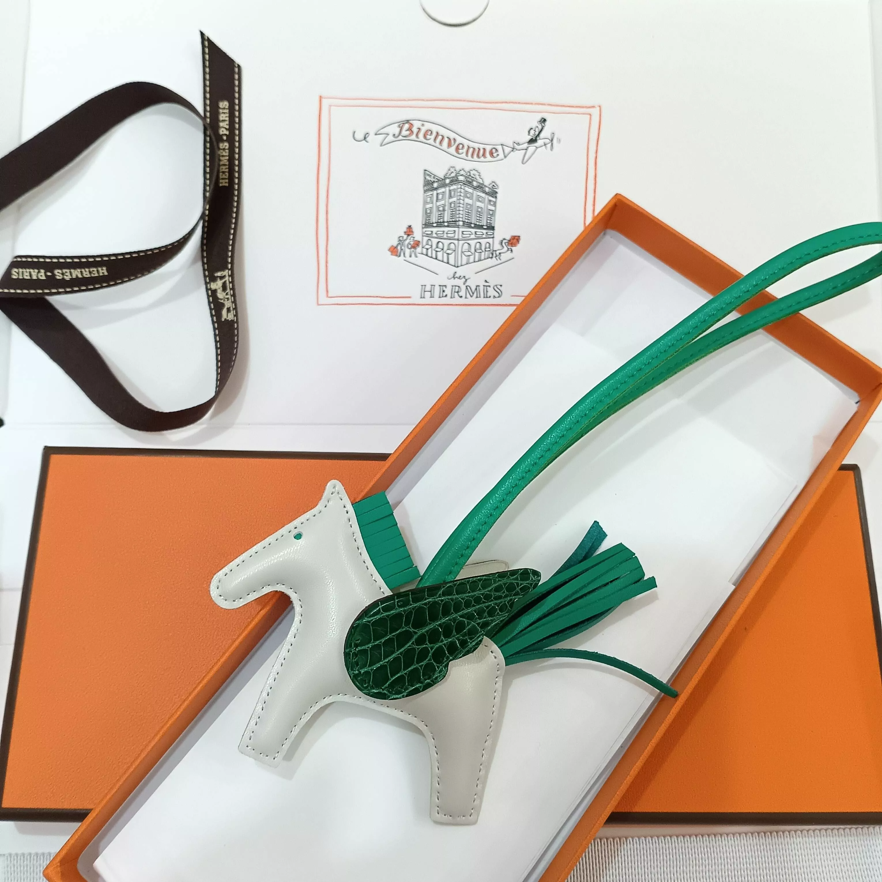 Hermes Key Holder And Bag Buckle Resilient 5556