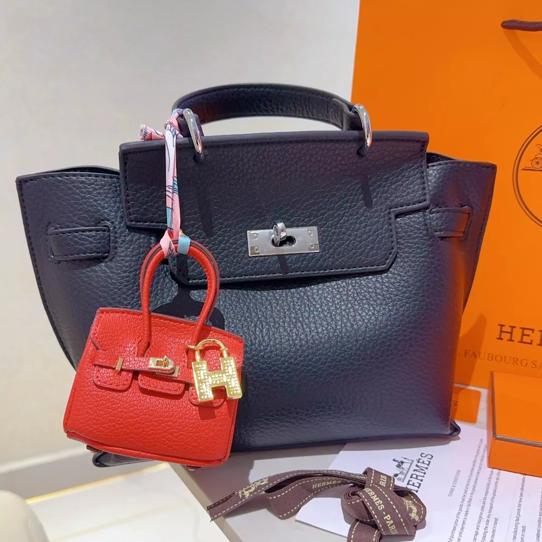Hermes Key Holder And Bag Buckle TopPick 396
