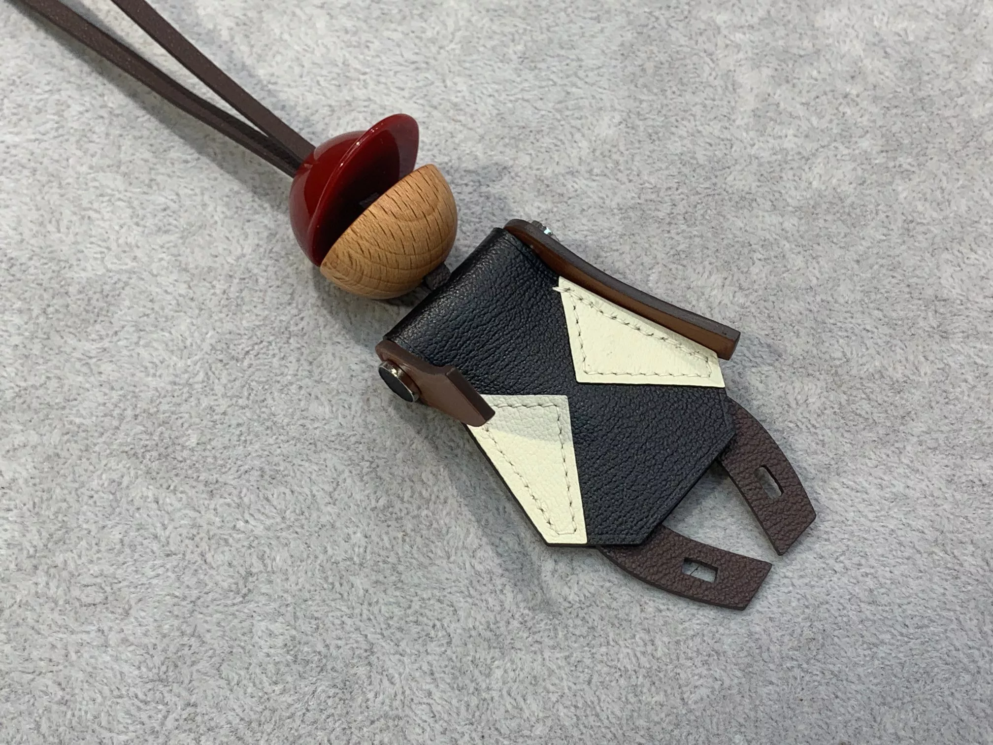 Hermes Key Holder And Bag Buckle Trendsetting 4675