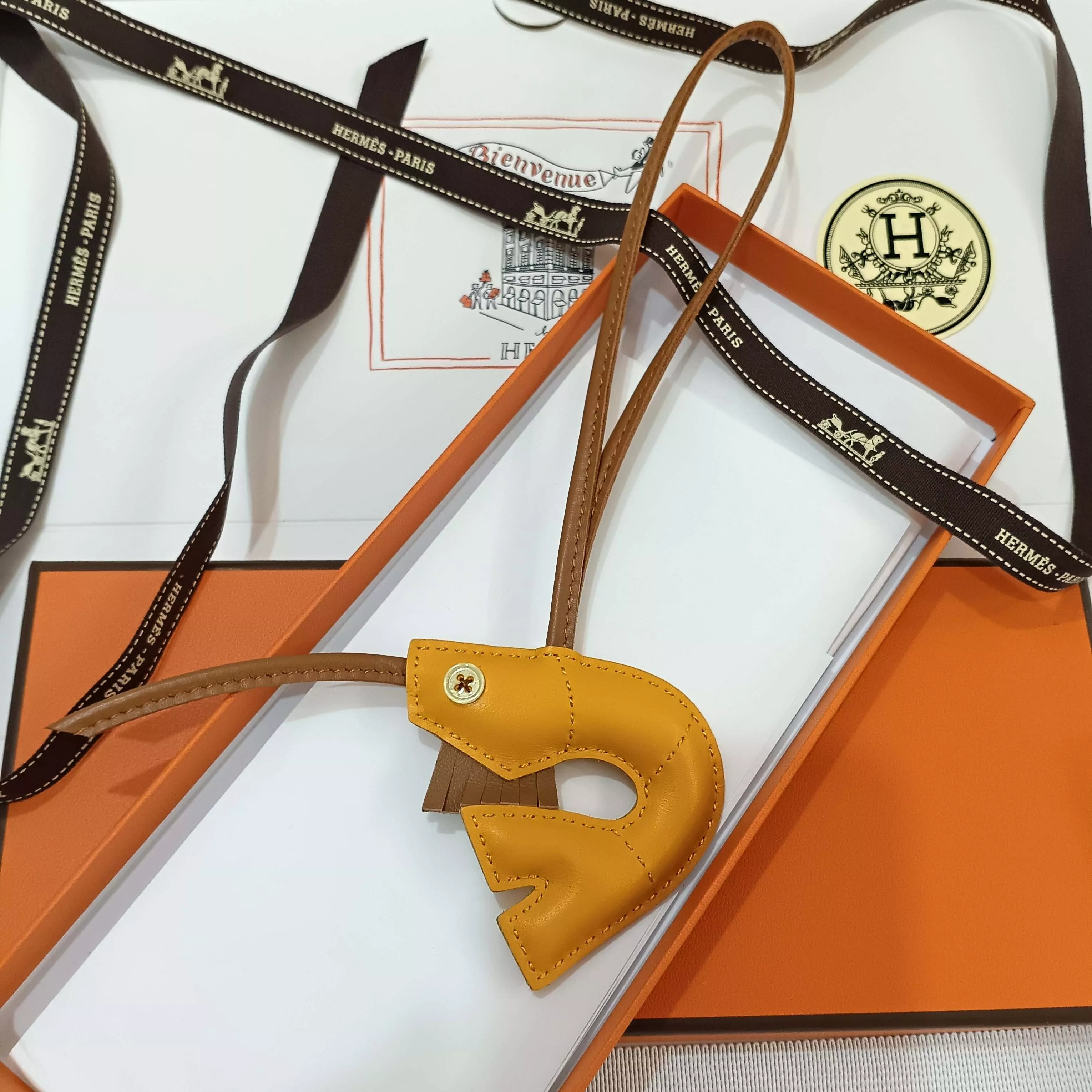 Hermes Key Holder And Bag Buckle UrbanStyle 5185