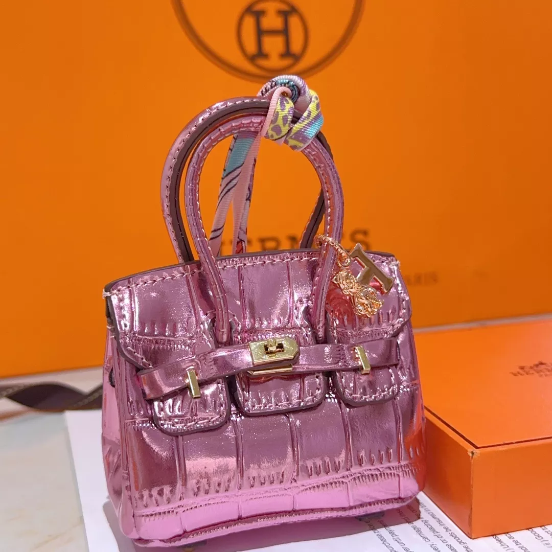 Hermes Key Holder And Bag Buckle Vibrant 6007
