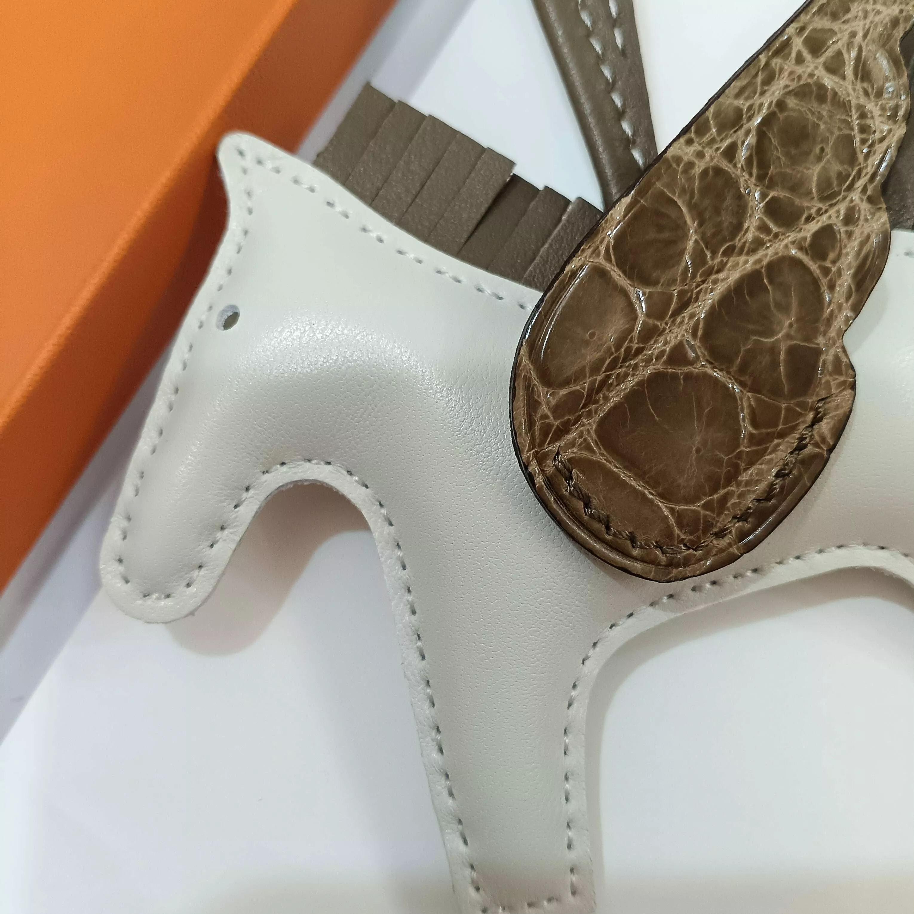 Hermes Key Holder And Bag Buckle WellDesigned 4180