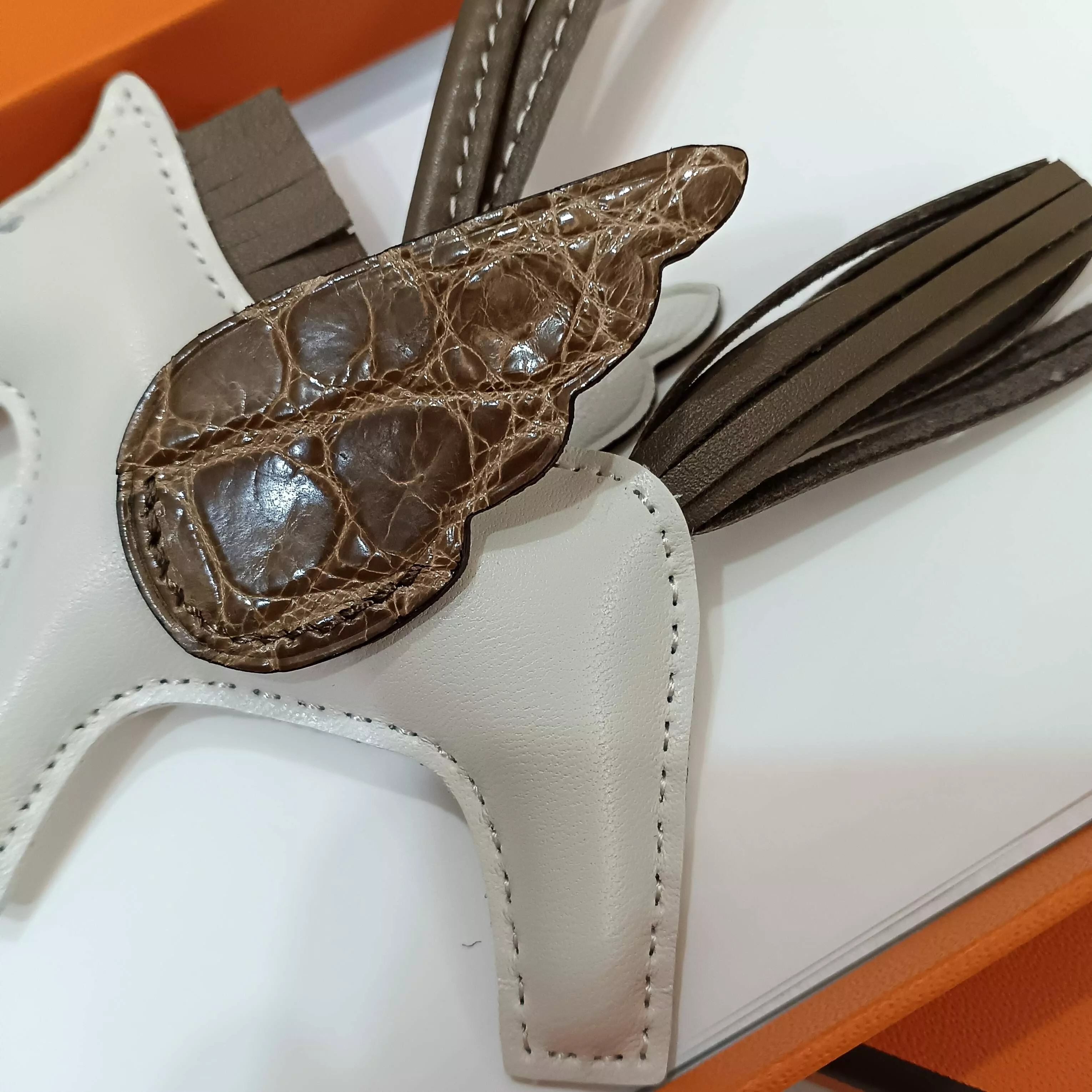 Hermes Key Holder And Bag Buckle WellDesigned 4180