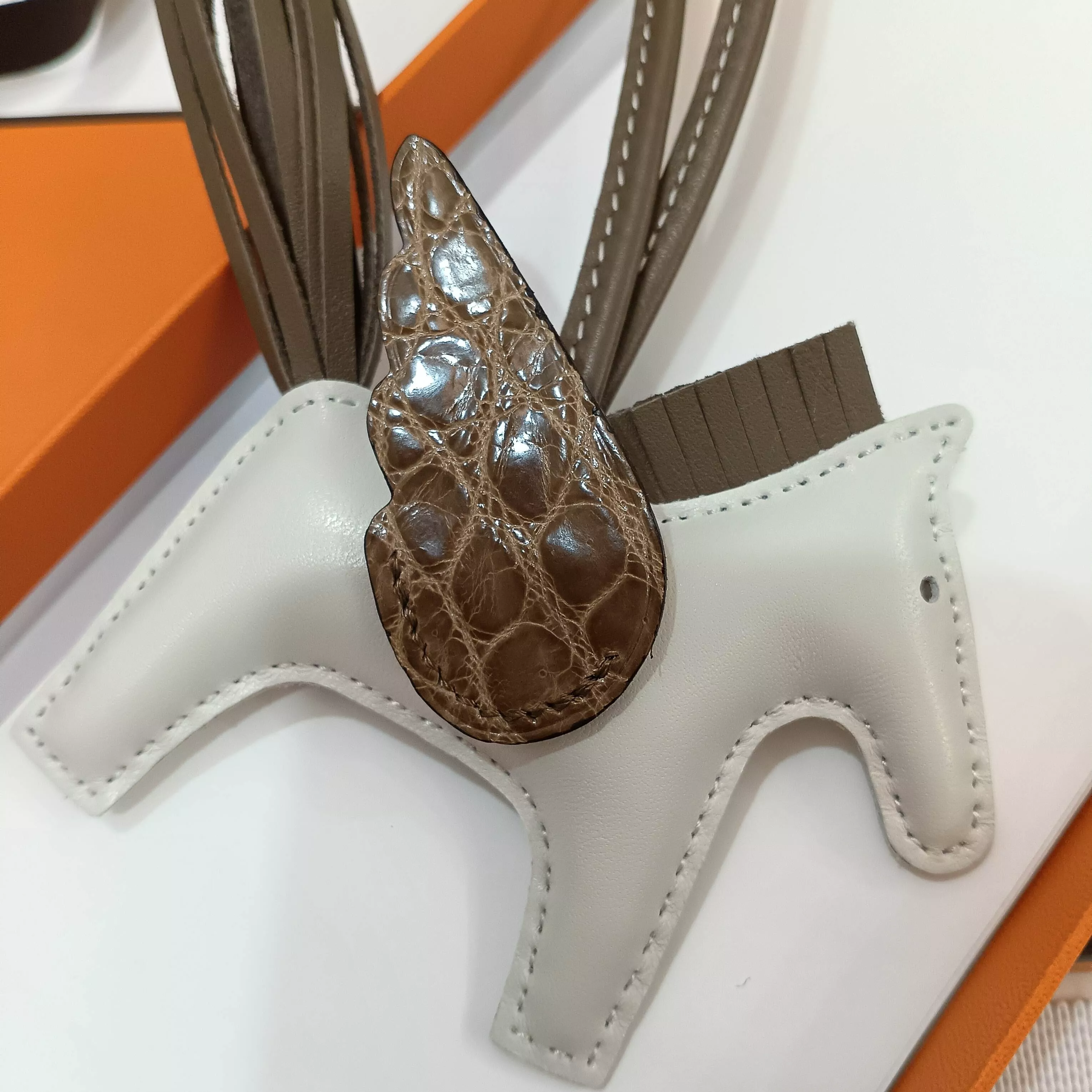 Hermes Key Holder And Bag Buckle WellDesigned 4180