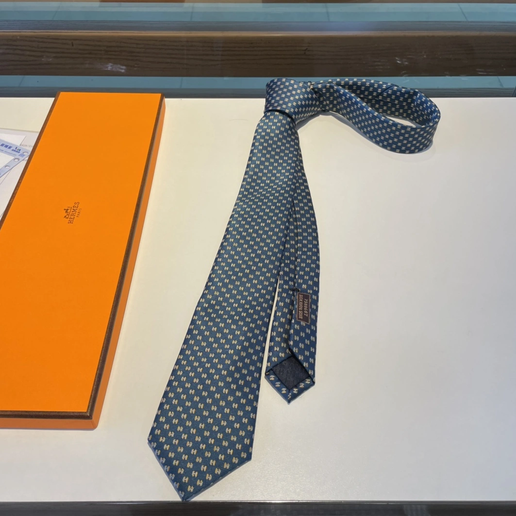 Hermes Necktie For Men Compact 962