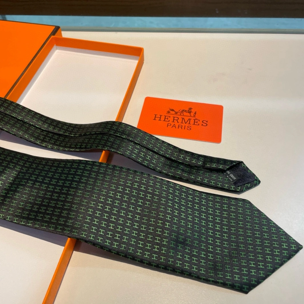 Hermes Necktie For Men Flexible 4897