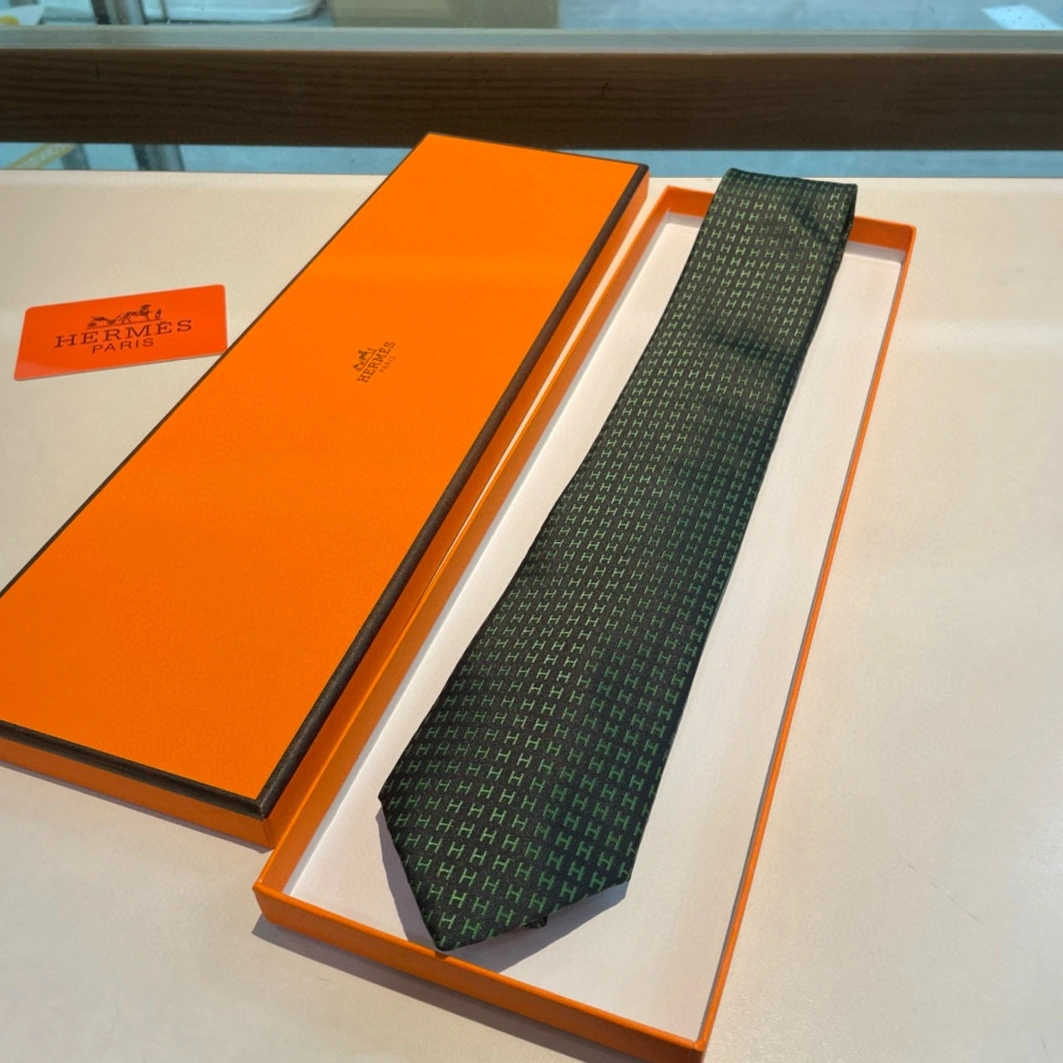 Hermes Necktie For Men Flexible 4897