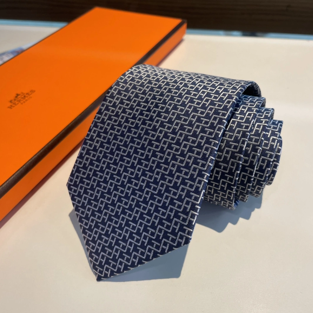 Hermes Necktie For Men Functional 8552