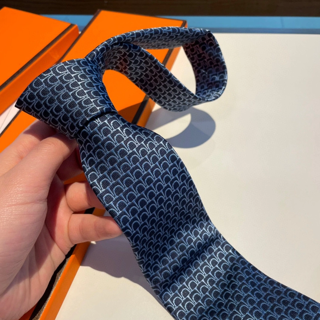 Hermes Necktie For Men Functional 9612