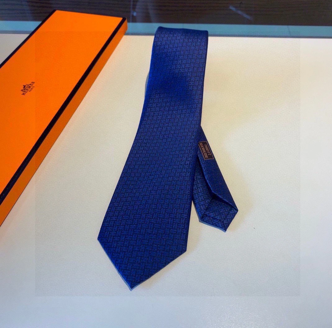 Hermes Necktie For Men Practical 4303