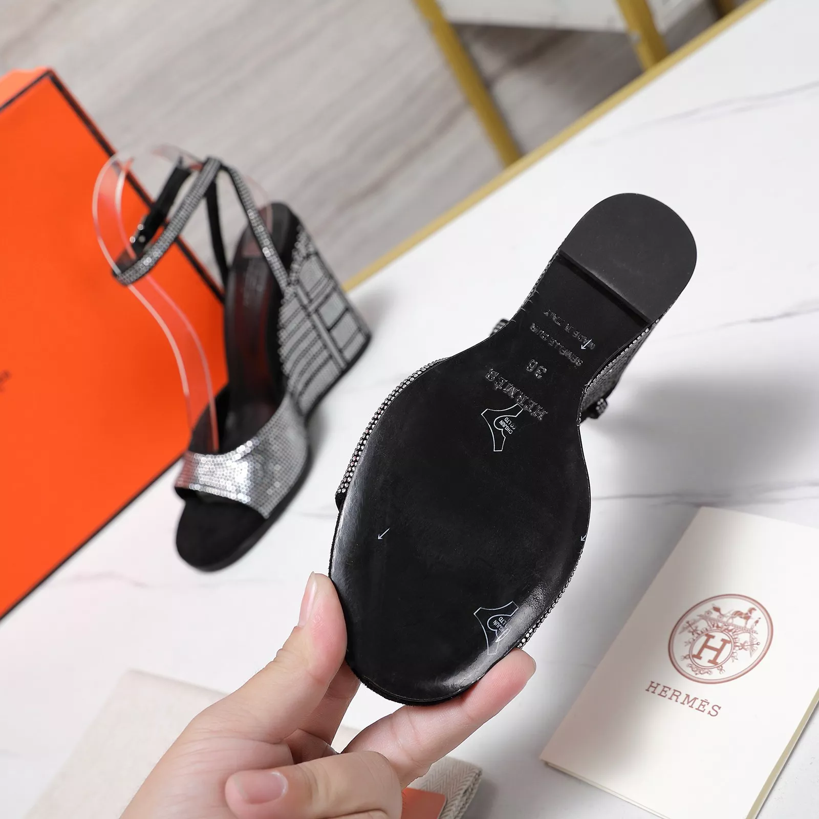 Hermes Sandal For Women Bold 5030