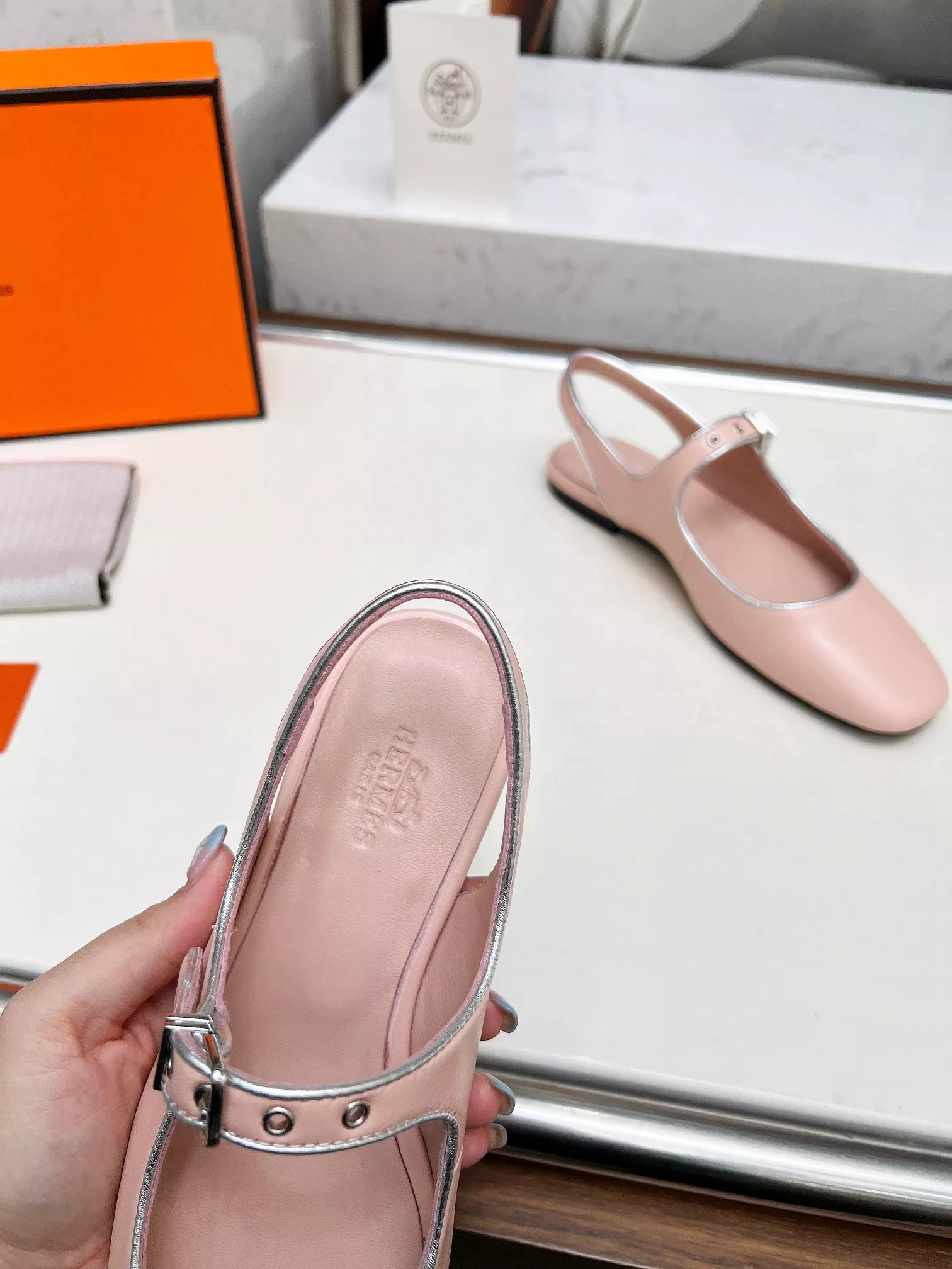 Hermes Sandal For Women Classic 1544