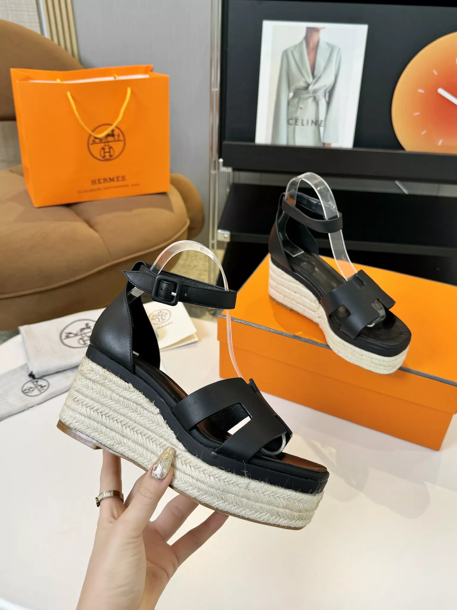 Hermes Sandal For Women Durable 2765