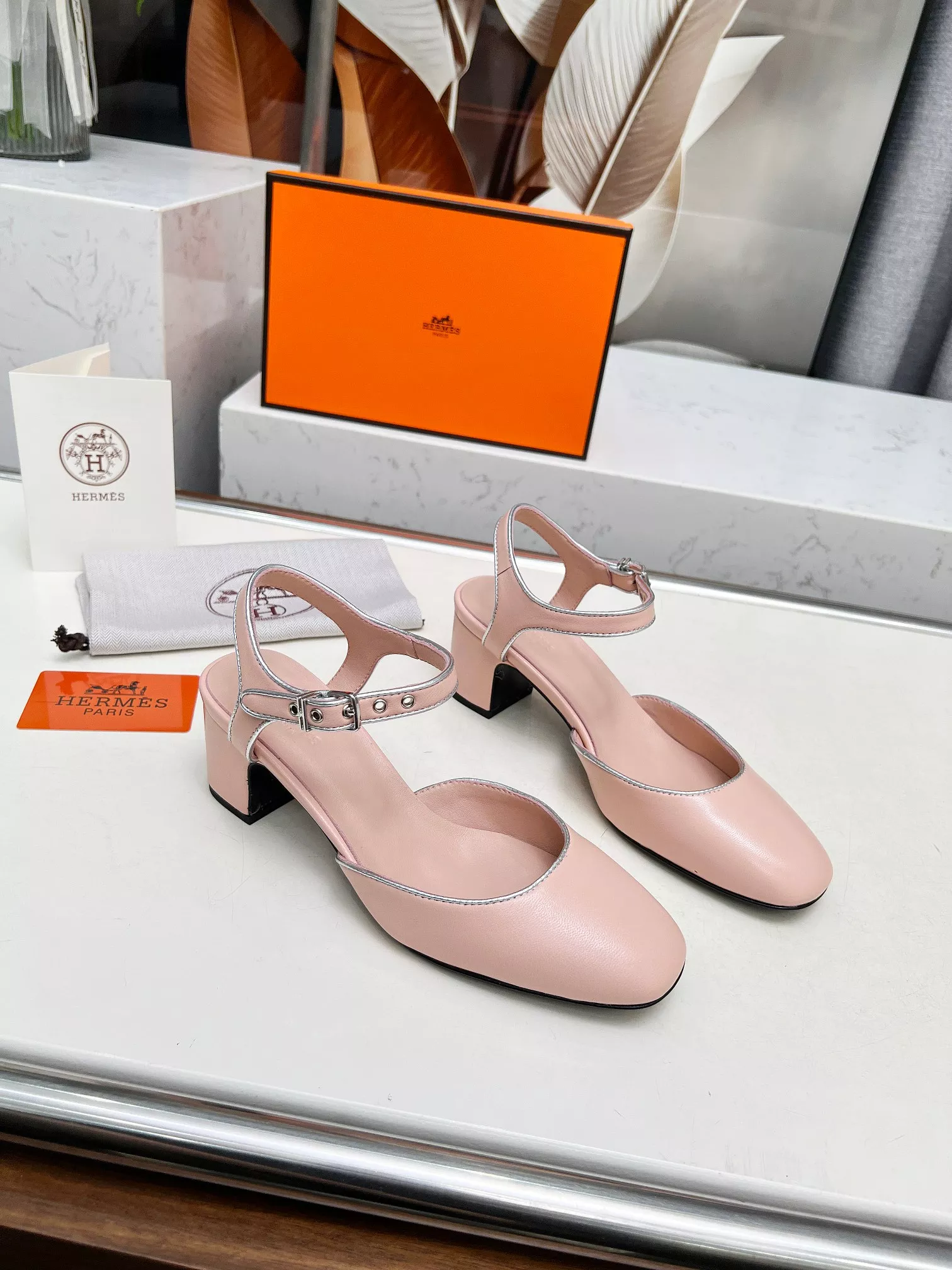Hermes Sandal For Women Lightweight 729