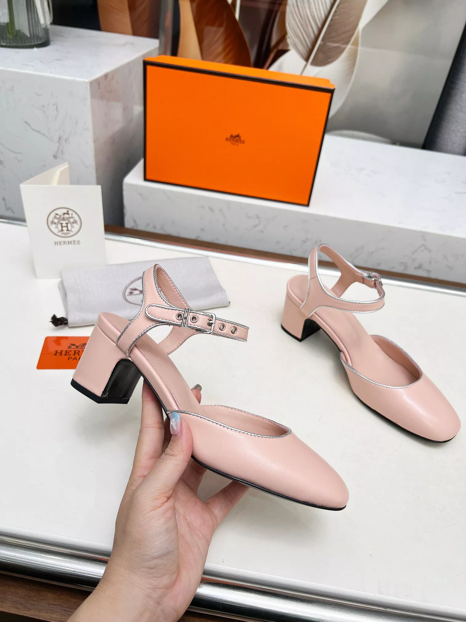 Hermes Sandal For Women Lightweight 729
