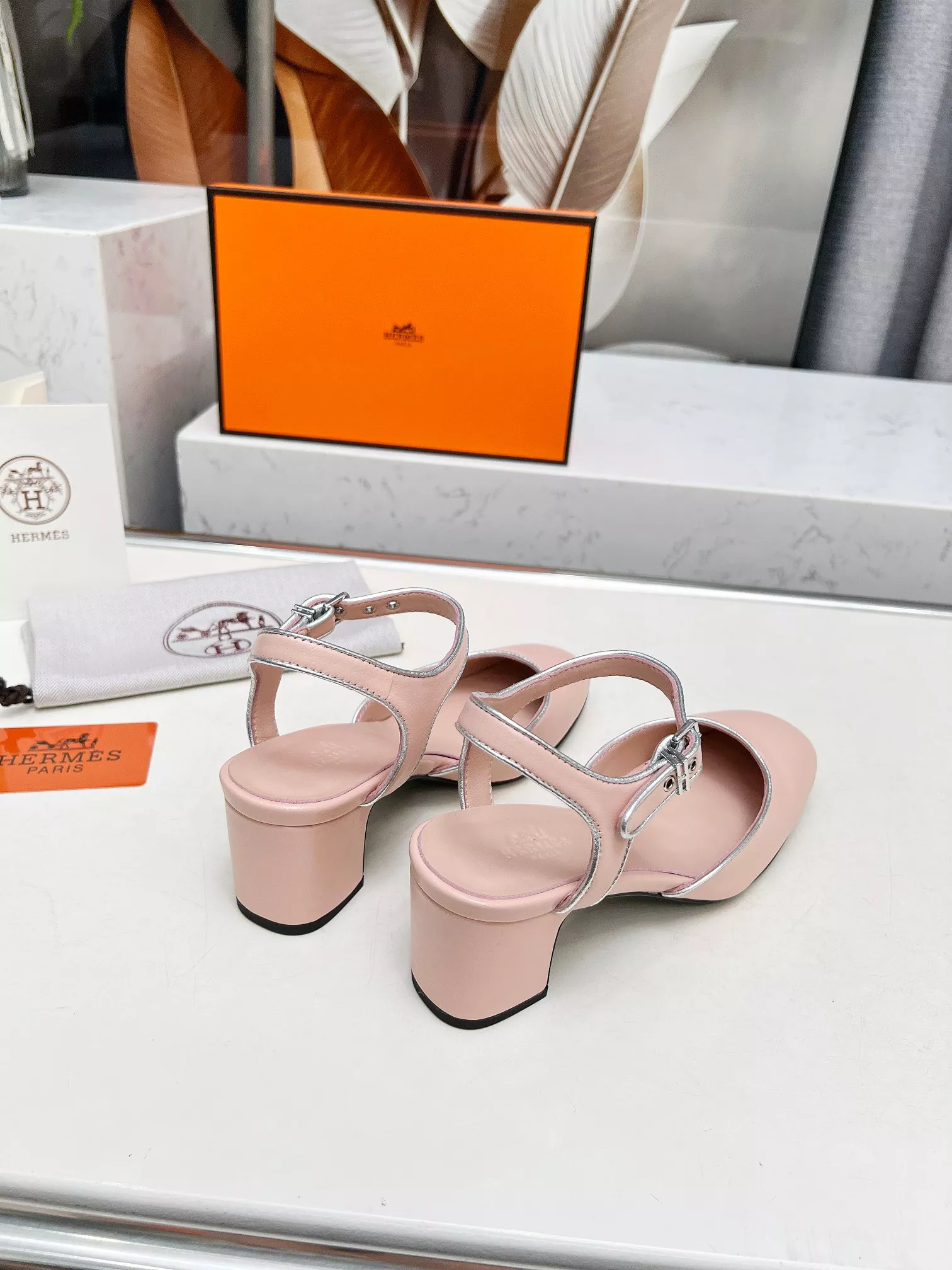 Hermes Sandal For Women Lightweight 729