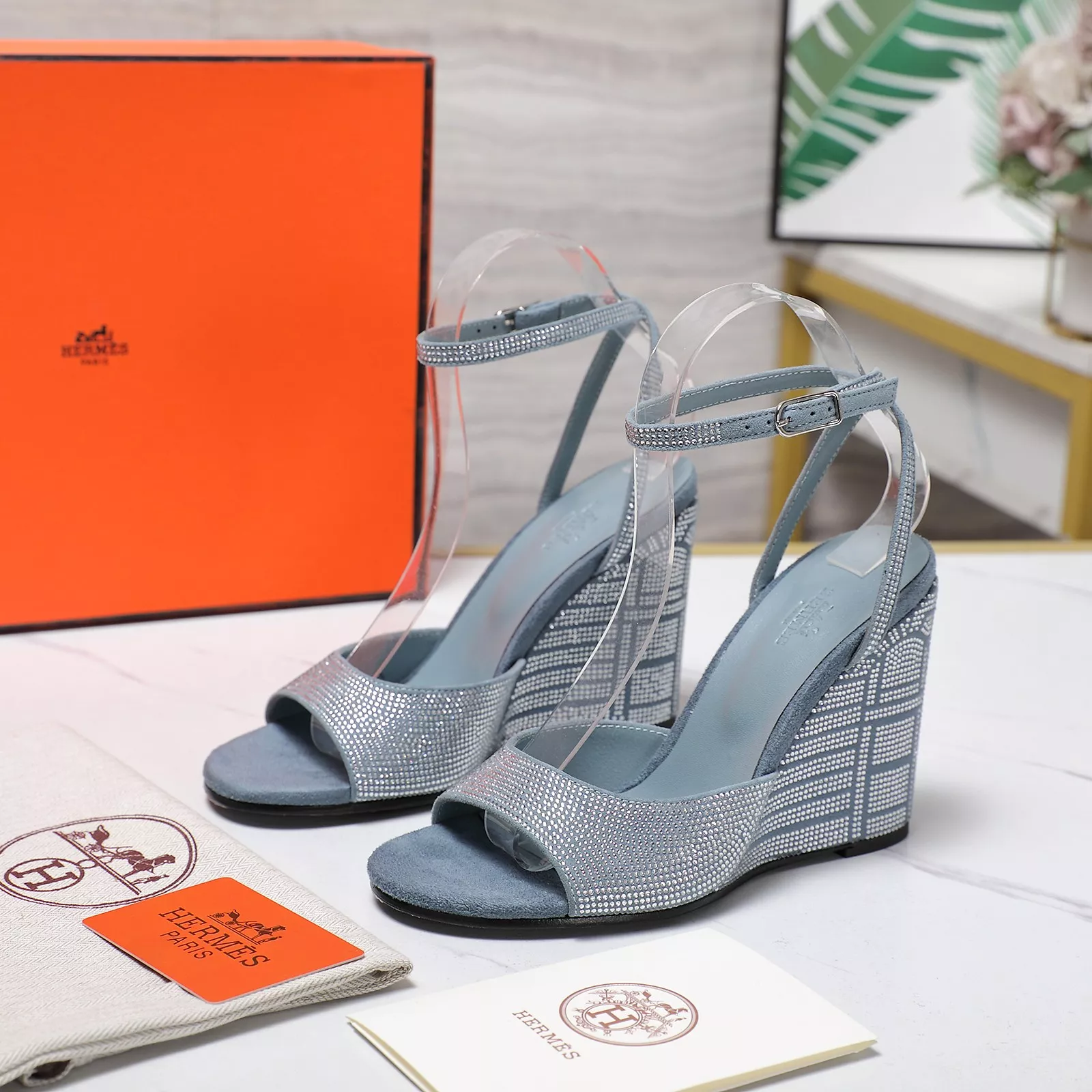 Hermes Sandal For Women Resilient 2216