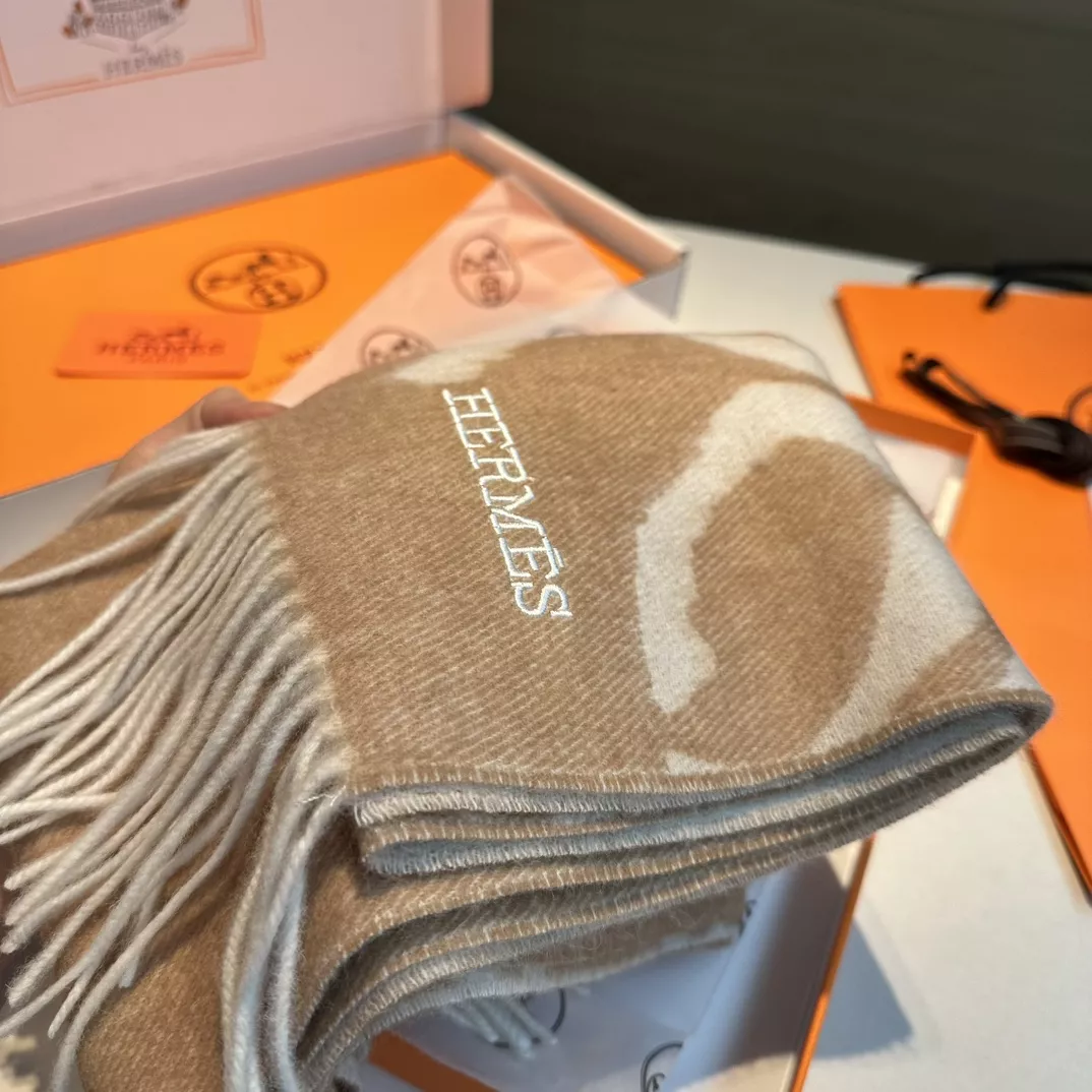 Hermes Scarf For Women DailyWear 2050