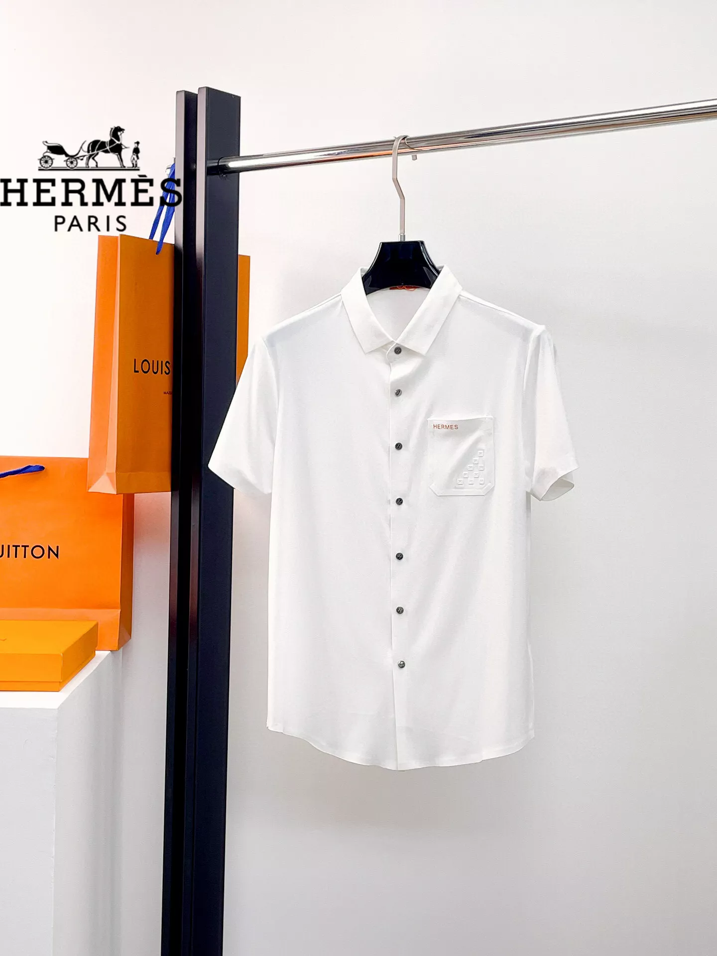 Hermes Shirts Short Sleeved For Men Versatile 2690