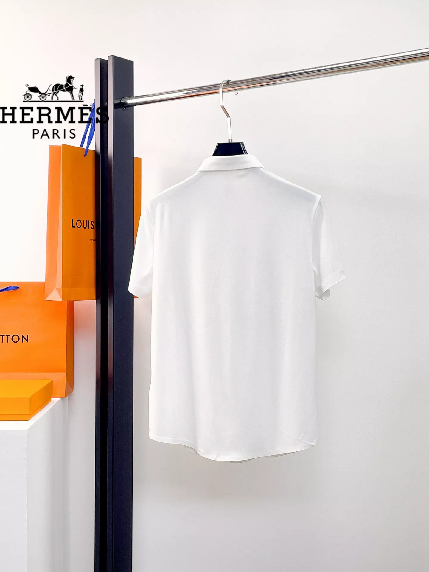 Hermes Shirts Short Sleeved For Men Versatile 2690