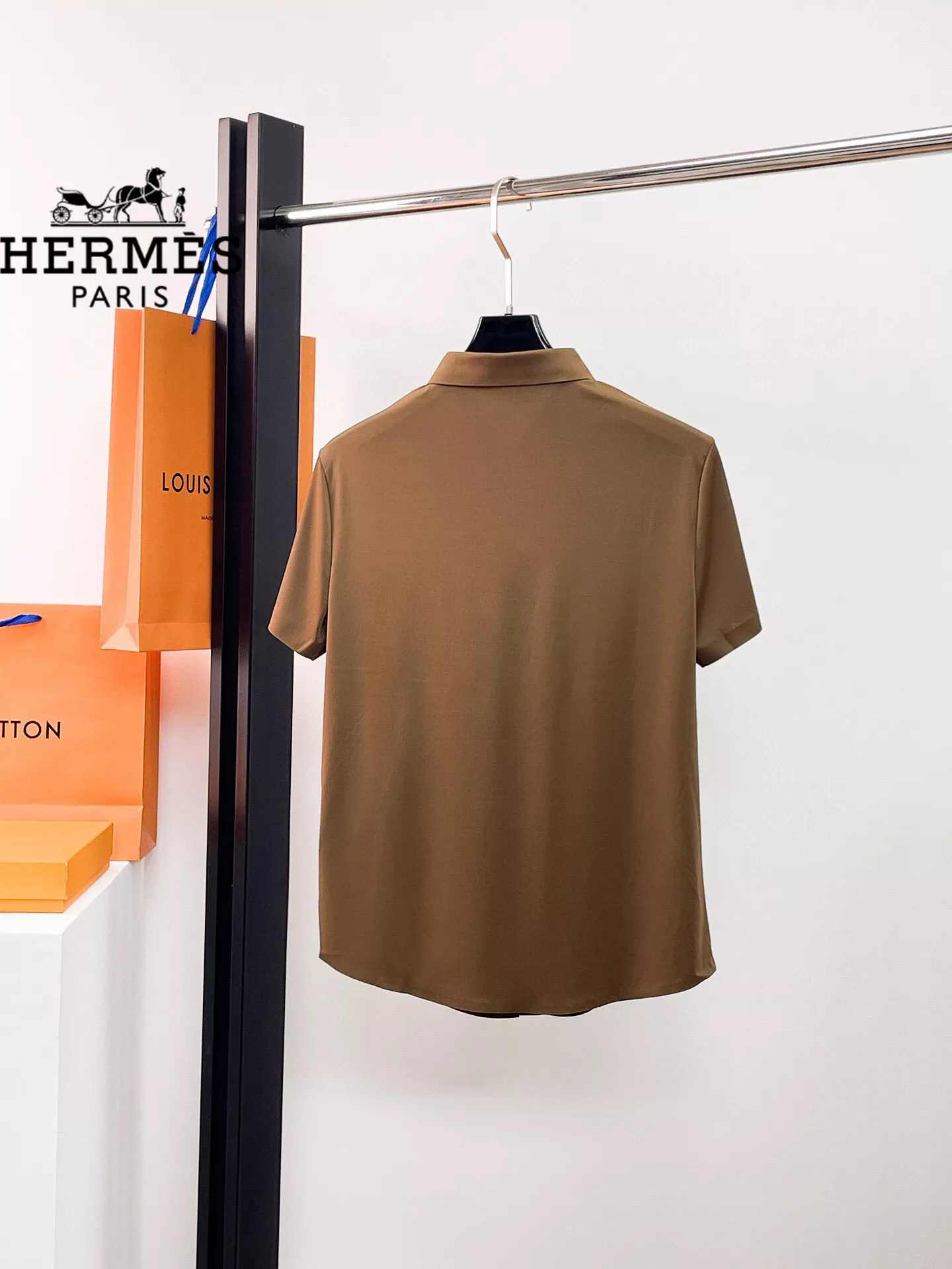 Hermes Shirts Short Sleeved For Men Vibrant 3992