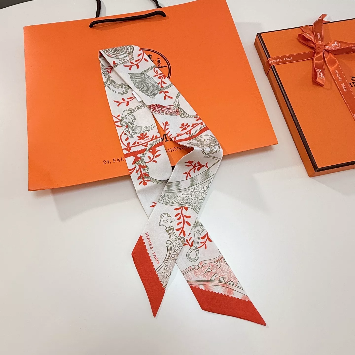 Hermes Silk Scarf Lightweight 5044