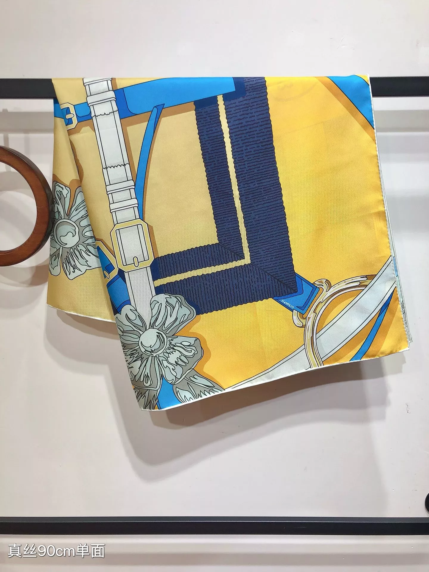 Hermes Silk Square For Women Lightweight 1714