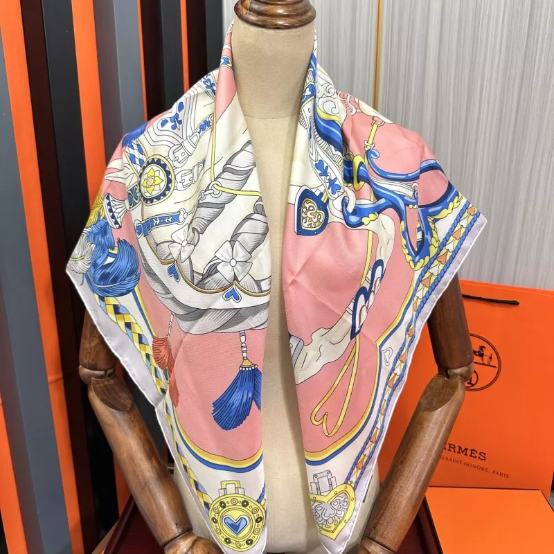Hermes Silk Squares EasyMatch 2537