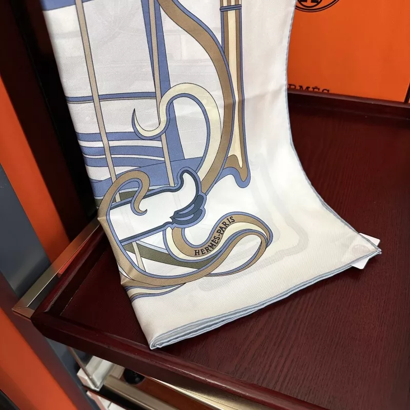 Hermes Silk Squares Popular 8222