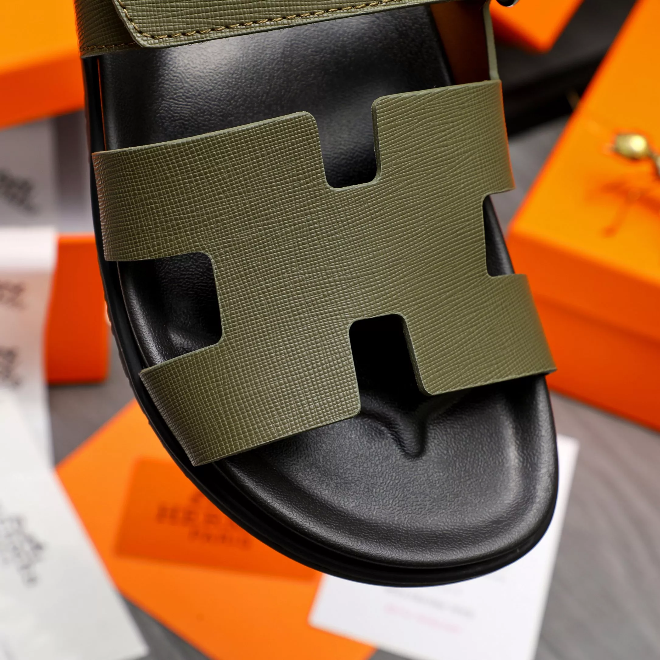 Hermes Slippers For Men AllSeason 9995