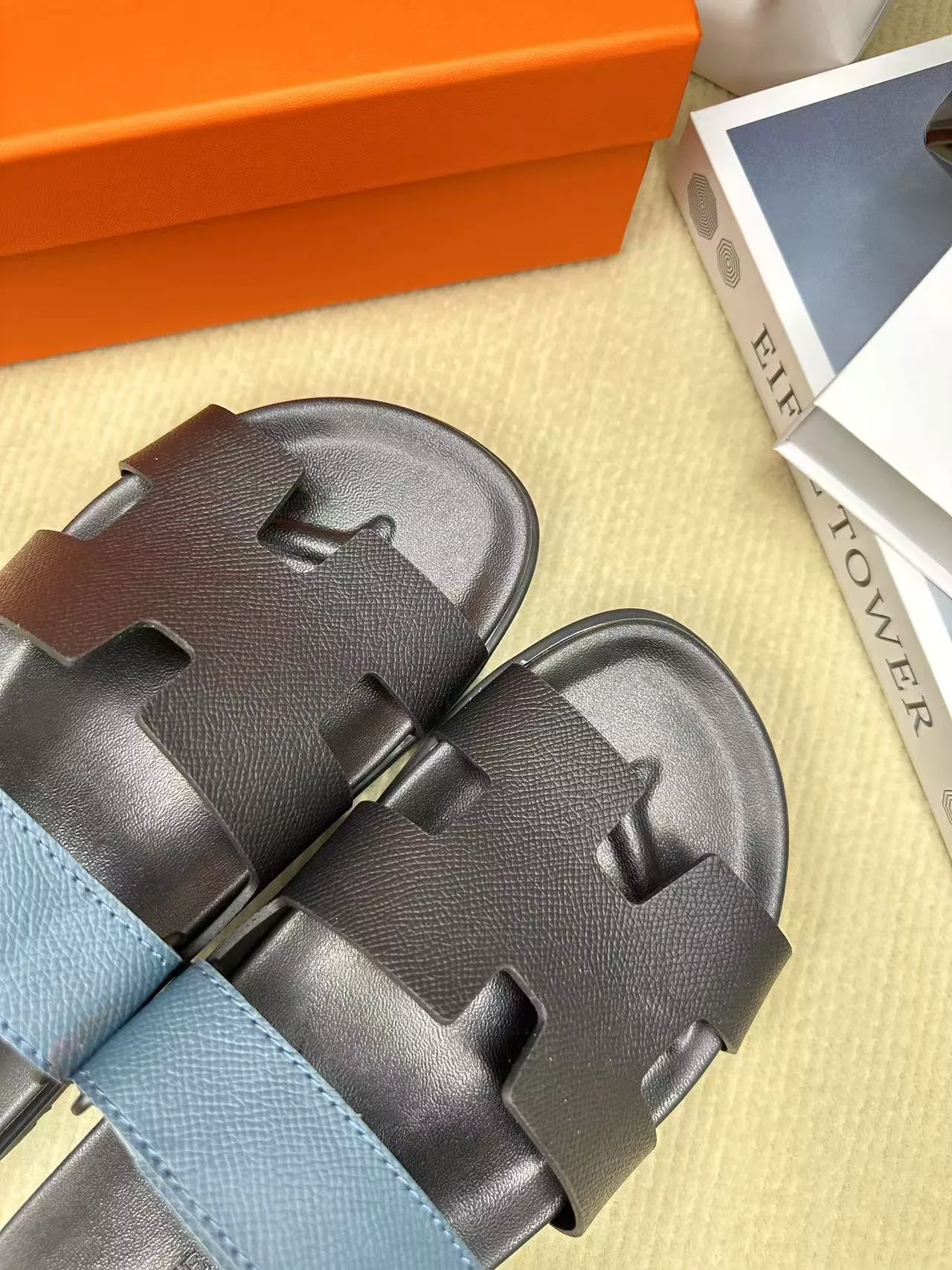 Hermes Slippers For Men Bold 3947