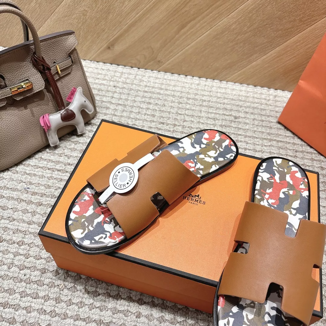 Hermes Slippers For Men Bold 9336
