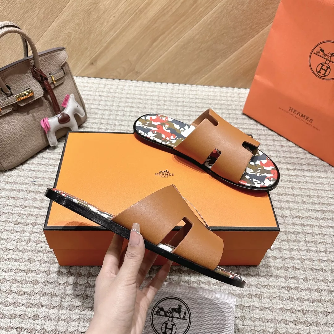 Hermes Slippers For Men Bold 9336